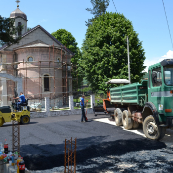 Općina Ilijaš podržava obnovu hrama Svetog proroka Ilije: Asfaltiranje parkinga i ulaza u dvorište crkve